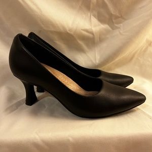 Clarks Kataleyna Pumps